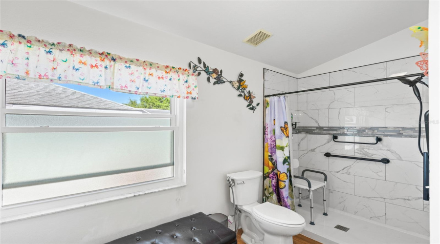 Davenport, Florida 33897, 4 Bedrooms Bedrooms, ,2 Bathroomsbathrooms,Residential,For Sale,Hillside,Mfro6290191
