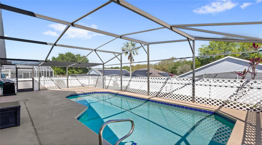 Davenport, Florida 33897, 4 Bedrooms Bedrooms, ,2 Bathroomsbathrooms,Residential,For Sale,Hillside,Mfro6290191