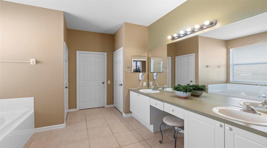 Kissimmee, Florida 34747, 6 Bedrooms Bedrooms, ,3 Bathroomsbathrooms,Residential,For Sale,Wyndham Palms,Mfro6289732