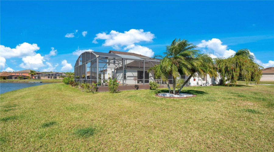 Kissimmee, Florida 34746, 5 Bedrooms Bedrooms, ,4 Bathroomsbathrooms,Residential,For Sale,Boat Launch,Mfro6290170