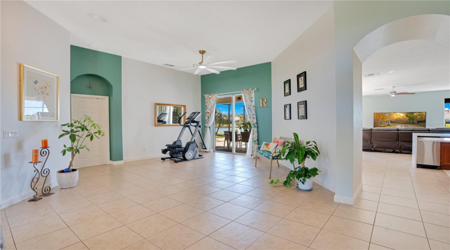 Kissimmee, Florida 34746, 5 Bedrooms Bedrooms, ,4 Bathroomsbathrooms,Residential,For Sale,Boat Launch,Mfro6290170