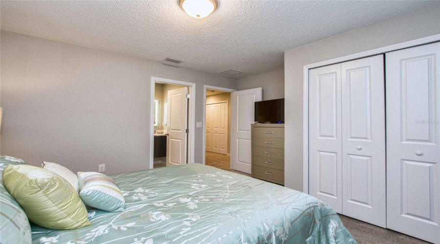 Kissimmee, Florida 34746, 4 Bedrooms Bedrooms, ,3 Bathroomsbathrooms,Residential,For Sale,Le Reve,Mfrs5122765