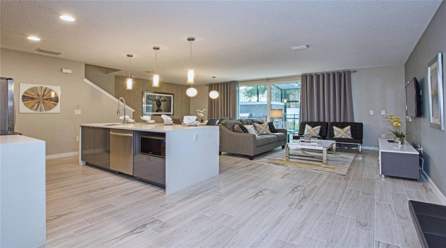 Kissimmee, Florida 34746, 4 Bedrooms Bedrooms, ,3 Bathroomsbathrooms,Residential,For Sale,Le Reve,Mfrs5122765
