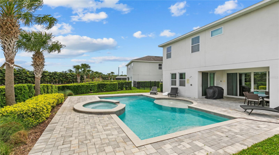 Kissimmee, Florida 34747, 6 Bedrooms Bedrooms, ,6 Bathroomsbathrooms,Residential,For Sale,Marker,Mfro6290419