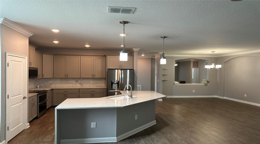 Champions Gate, Florida 33896, 4 Bedrooms Bedrooms, ,2 Bathroomsbathrooms,Residential,For Sale,Clubman Dr,Mfro6290565