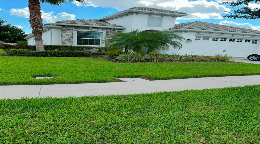 Champions Gate, Florida 33896, 4 Bedrooms Bedrooms, ,2 Bathroomsbathrooms,Residential,For Sale,Clubman Dr,Mfro6290565