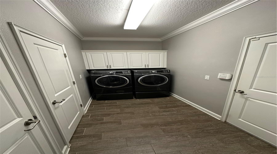Champions Gate, Florida 33896, 4 Bedrooms Bedrooms, ,2 Bathroomsbathrooms,Residential,For Sale,Clubman Dr,Mfro6290565