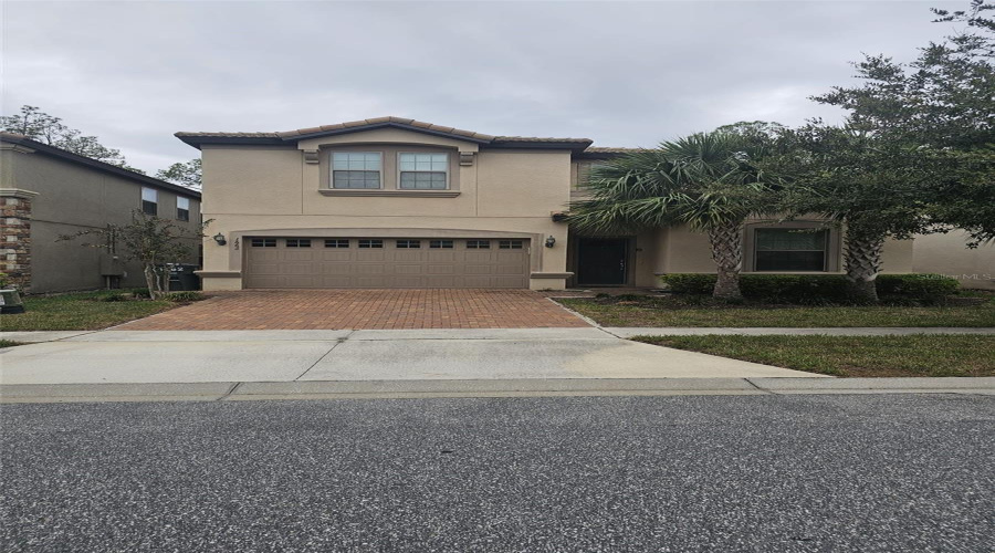 Kissimmee, Florida 34747, 8 Bedrooms Bedrooms, ,6 Bathroomsbathrooms,Residential,For Sale,Lima,Mfro6276028