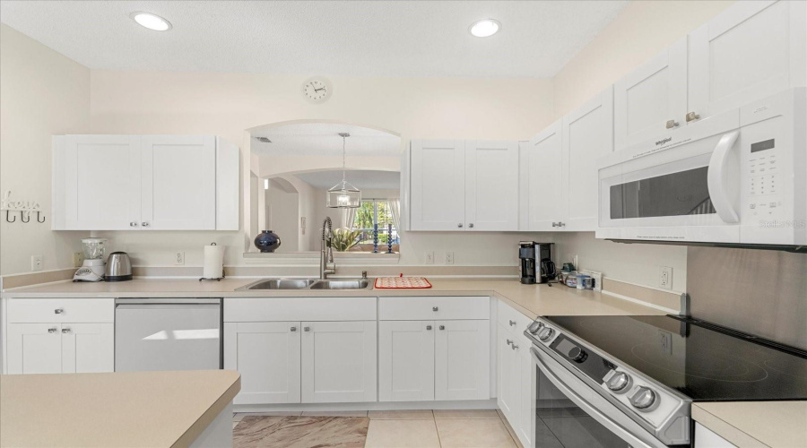 KISSIMMEE, Florida 34746, 6 Bedrooms Bedrooms, ,5 BathroomsBathrooms,Residential,For Sale,GOLDEN BEACH,0,MFRS5122712