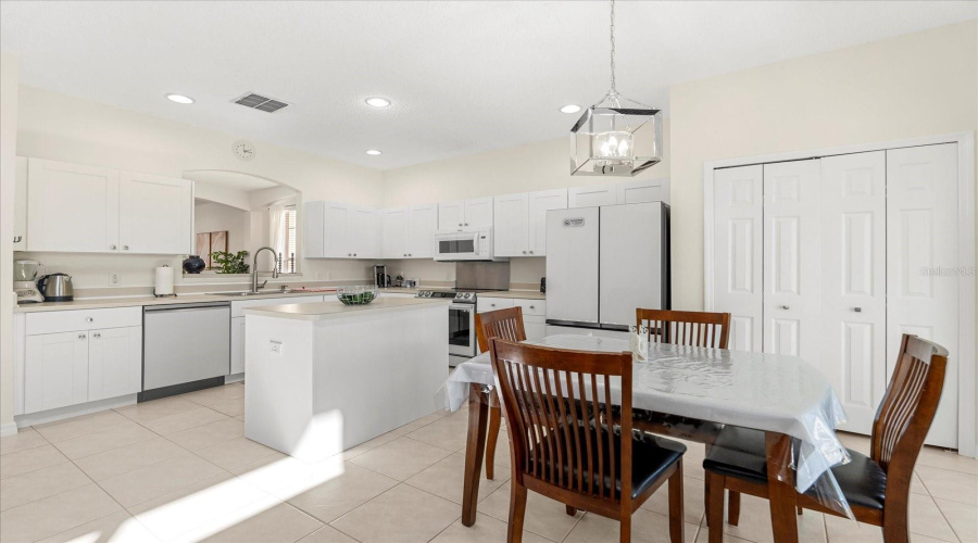 KISSIMMEE, Florida 34746, 6 Bedrooms Bedrooms, ,5 BathroomsBathrooms,Residential,For Sale,GOLDEN BEACH,0,MFRS5122712