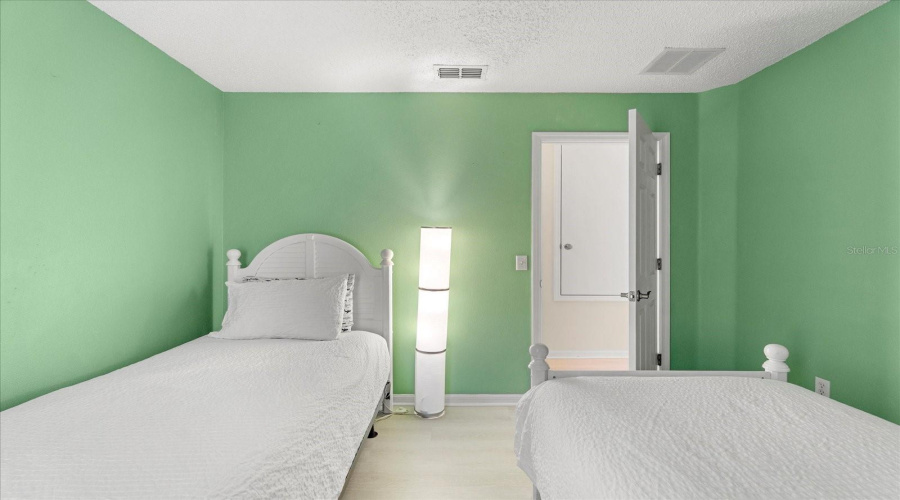 KISSIMMEE, Florida 34746, 6 Bedrooms Bedrooms, ,5 BathroomsBathrooms,Residential,For Sale,GOLDEN BEACH,0,MFRS5122712