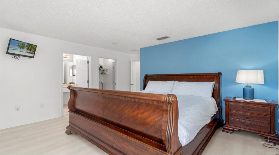 KISSIMMEE, Florida 34746, 6 Bedrooms Bedrooms, ,5 BathroomsBathrooms,Residential,For Sale,GOLDEN BEACH,0,MFRS5122712