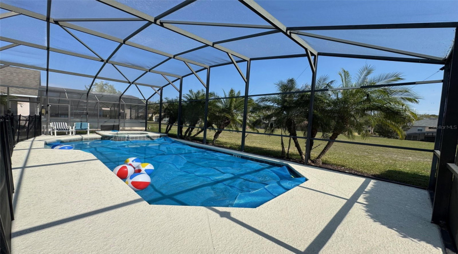 KISSIMMEE, Florida 34747, 8 Bedrooms Bedrooms, ,4 BathroomsBathrooms,Residential,For Sale,EMERALD ISLAND,0,MFRS5122818