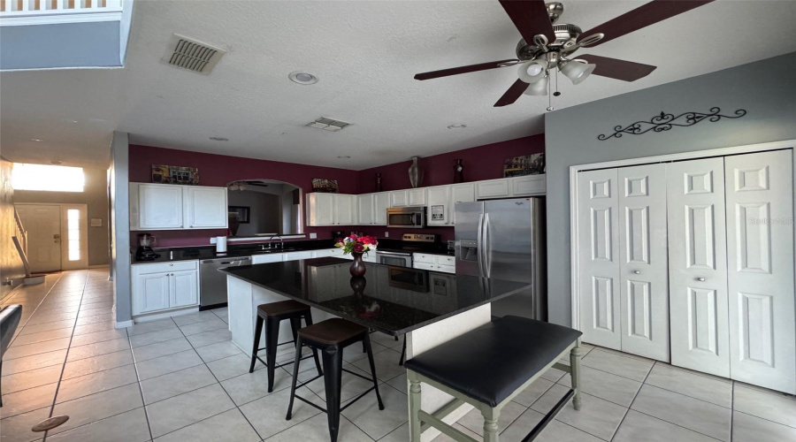 KISSIMMEE, Florida 34747, 7 Bedrooms Bedrooms, ,4 BathroomsBathrooms,Residential,For Sale,LA ISLA,0,MFRS5122822