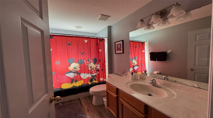 KISSIMMEE, Florida 34747, 7 Bedrooms Bedrooms, ,4 BathroomsBathrooms,Residential,For Sale,LA ISLA,0,MFRS5122822
