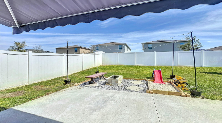 DAVENPORT, Florida 33837, 4 Bedrooms Bedrooms, ,2 BathroomsBathrooms,Residential,For Sale,LILY,0,MFRO6290368