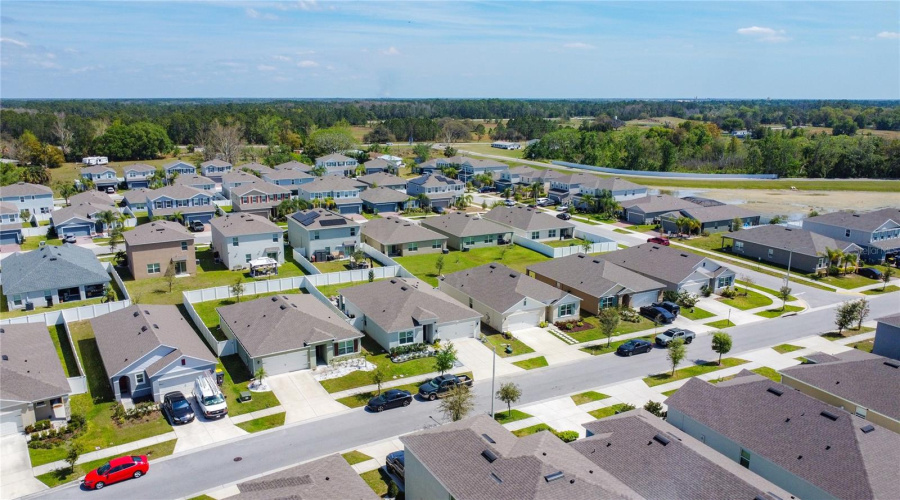 DAVENPORT, Florida 33837, 4 Bedrooms Bedrooms, ,2 BathroomsBathrooms,Residential,For Sale,LILY,0,MFRO6290368