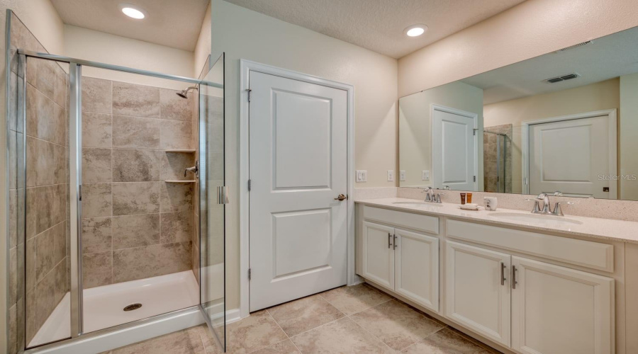 DAVENPORT, Florida 33896, 2 Bedrooms Bedrooms, ,2 BathroomsBathrooms,Residential,For Sale,OCEAN COURSE,0,MFRS5098179