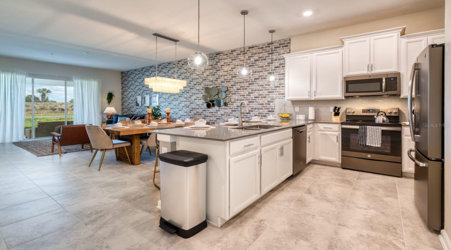 DAVENPORT, Florida 33896, 2 Bedrooms Bedrooms, ,2 BathroomsBathrooms,Residential,For Sale,OCEAN COURSE,0,MFRS5098179