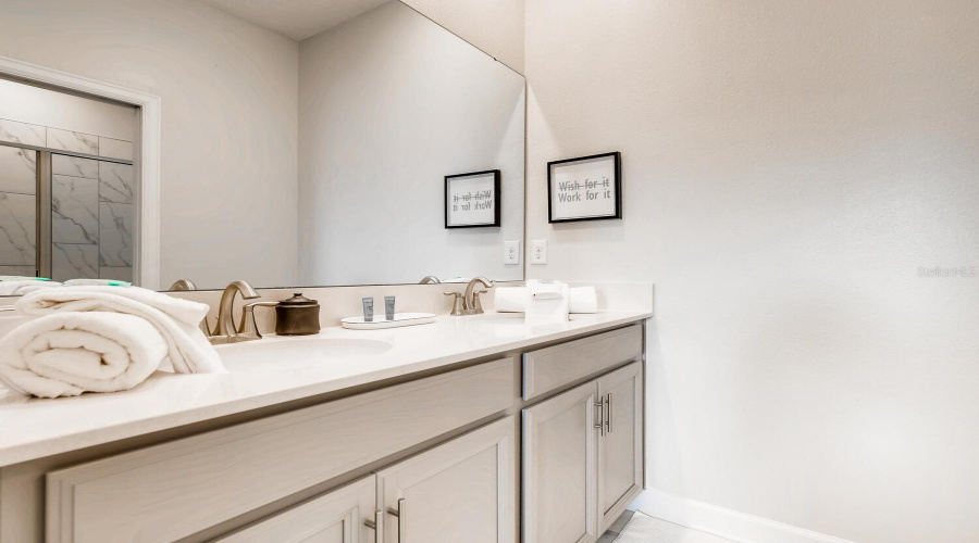 KISSIMMEE, Florida 34746, 6 Bedrooms Bedrooms, ,6 BathroomsBathrooms,Residential,For Sale,BOOKMARK,0,MFRO6290504