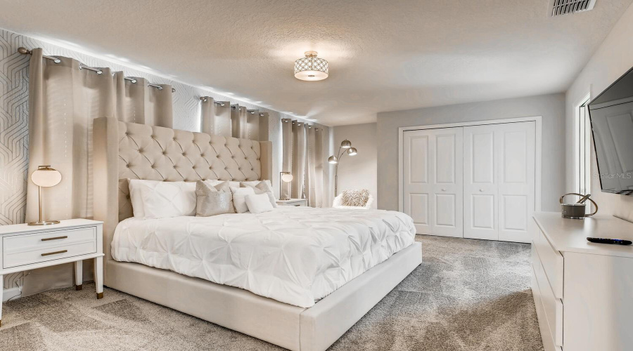 KISSIMMEE, Florida 34746, 6 Bedrooms Bedrooms, ,6 BathroomsBathrooms,Residential,For Sale,BOOKMARK,0,MFRO6290504