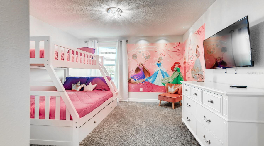 KISSIMMEE, Florida 34746, 6 Bedrooms Bedrooms, ,6 BathroomsBathrooms,Residential,For Sale,BOOKMARK,0,MFRO6290504