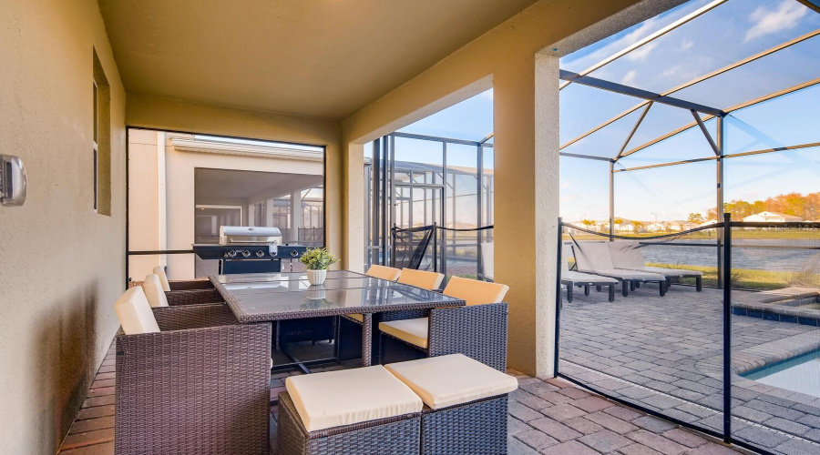 KISSIMMEE, Florida 34746, 6 Bedrooms Bedrooms, ,6 BathroomsBathrooms,Residential,For Sale,BOOKMARK,0,MFRO6290504