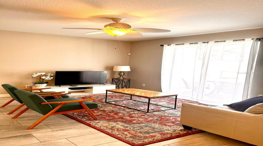 KISSIMMEE, Florida 34746, 4 Bedrooms Bedrooms, ,3 BathroomsBathrooms,Residential,For Sale,WINDERMERE,0,MFRO6290541