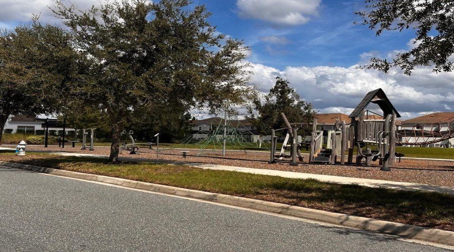 KISSIMMEE, Florida 34746, 4 Bedrooms Bedrooms, ,3 BathroomsBathrooms,Residential,For Sale,WINDERMERE,0,MFRO6290541