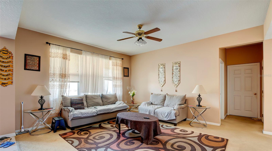DAVENPORT, Florida 33896, 5 Bedrooms Bedrooms, ,4 BathroomsBathrooms,Residential,For Sale,SAND RIDGE,0,MFRO6289701