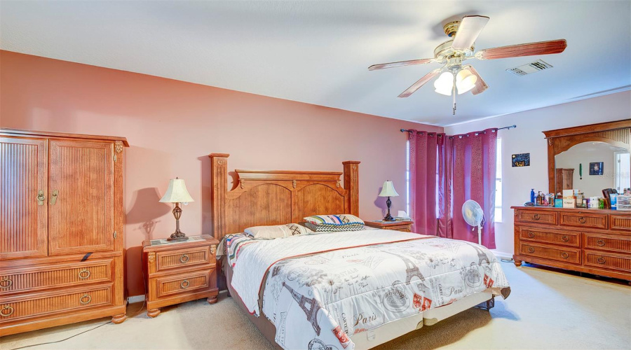 DAVENPORT, Florida 33896, 5 Bedrooms Bedrooms, ,4 BathroomsBathrooms,Residential,For Sale,SAND RIDGE,0,MFRO6289701