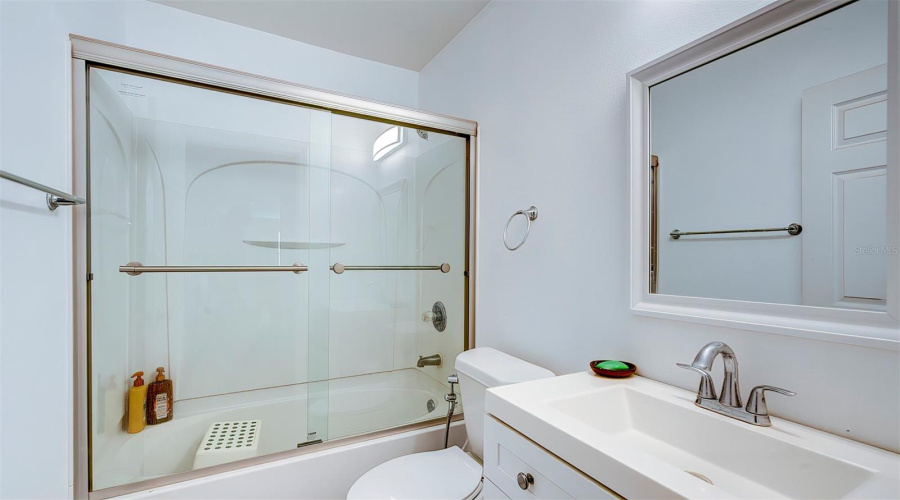 DAVENPORT, Florida 33896, 5 Bedrooms Bedrooms, ,4 BathroomsBathrooms,Residential,For Sale,SAND RIDGE,0,MFRO6289701