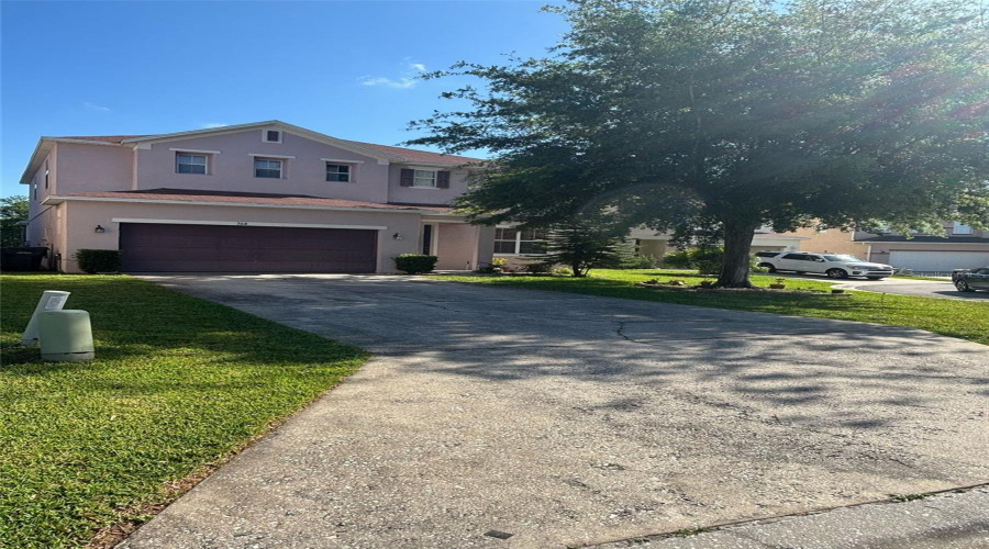 DAVENPORT, Florida 33896, 5 Bedrooms Bedrooms, ,4 BathroomsBathrooms,Residential,For Sale,SAND RIDGE,0,MFRO6289701