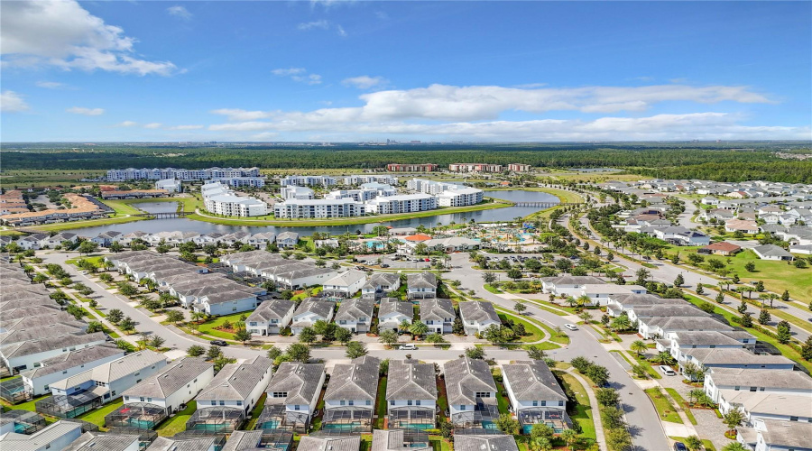 KISSIMMEE, Florida 34746, 6 Bedrooms Bedrooms, ,5 BathroomsBathrooms,Residential,For Sale,SLEEPY HOLLOW,0,MFRO6290918