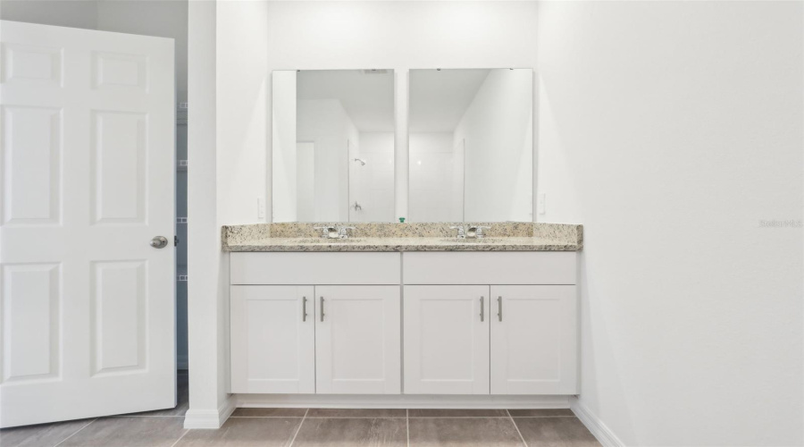 DAVENPORT, Florida 33837, 3 Bedrooms Bedrooms, ,2 BathroomsBathrooms,Residential,For Sale,WHITE TAIL,0,MFRO6289484