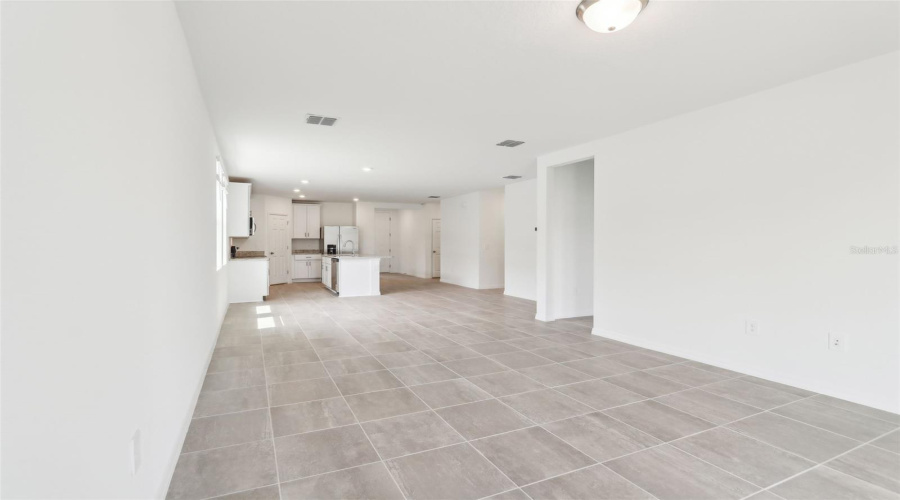 DAVENPORT, Florida 33837, 3 Bedrooms Bedrooms, ,2 BathroomsBathrooms,Residential,For Sale,WHITE TAIL,0,MFRO6289484