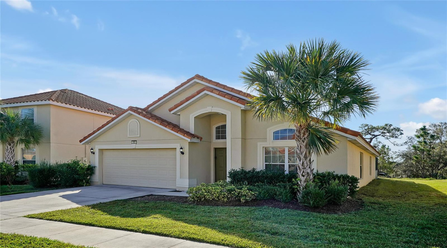 DAVENPORT, Florida 33837, 4 Bedrooms Bedrooms, ,3 BathroomsBathrooms,Residential,For Sale,VIOLA,MFRFC308203