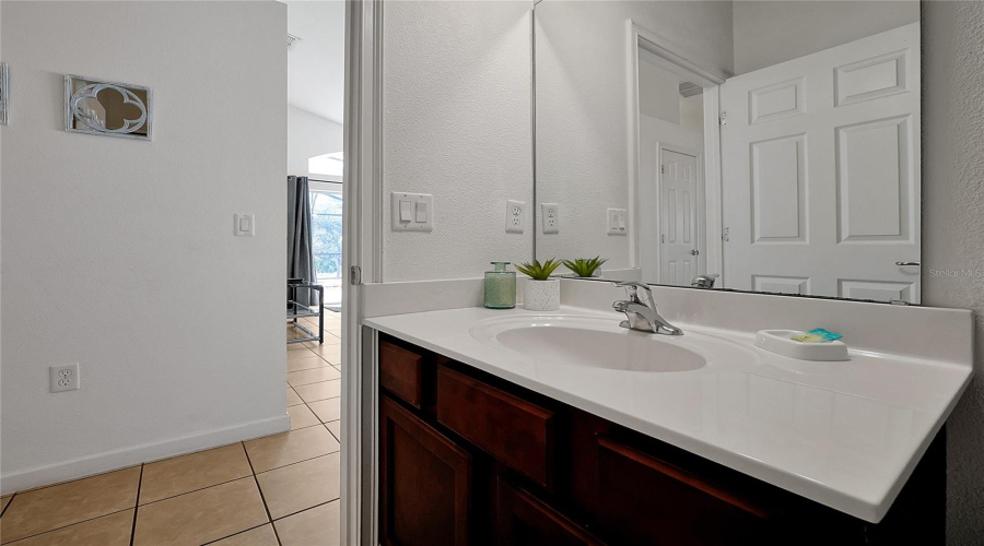 DAVENPORT, Florida 33837, 4 Bedrooms Bedrooms, ,3 BathroomsBathrooms,Residential,For Sale,VIOLA,MFRFC308203