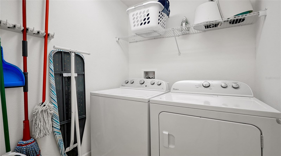 DAVENPORT, Florida 33837, 4 Bedrooms Bedrooms, ,3 BathroomsBathrooms,Residential,For Sale,VIOLA,MFRFC308203