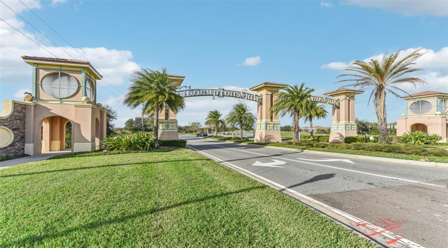 DAVENPORT, Florida 33896, 5 Bedrooms Bedrooms, ,4 BathroomsBathrooms,Residential,For Sale,PEBBLE BEACH,MFRG5090012