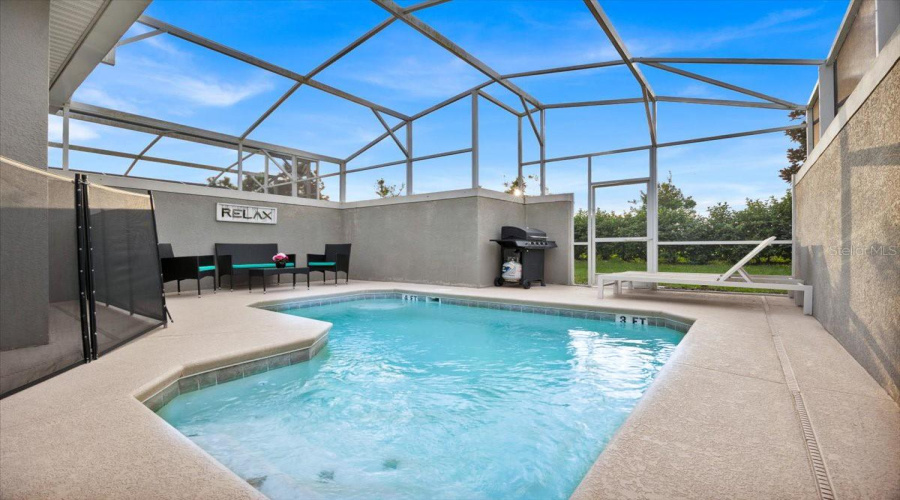 DAVENPORT, Florida 33896, 5 Bedrooms Bedrooms, ,4 BathroomsBathrooms,Residential,For Sale,PEBBLE BEACH,MFRG5090012