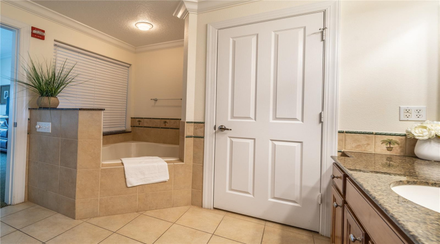 REUNION, Florida 34747, 3 Bedrooms Bedrooms, ,2 BathroomsBathrooms,Residential,For Sale,HERITAGE CROSSING,0,MFRO6275580