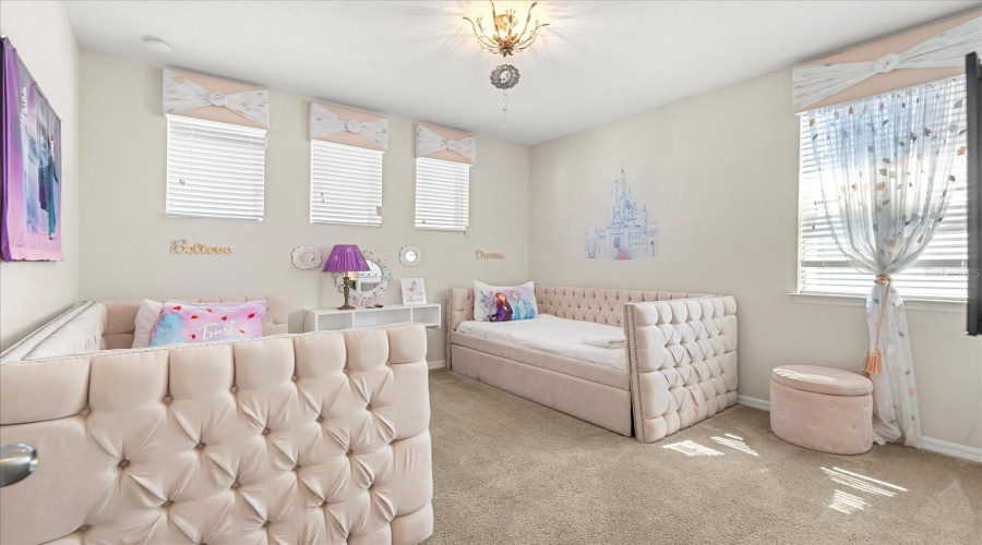 KISSIMMEE, Florida 34747, 4 Bedrooms Bedrooms, ,3 BathroomsBathrooms,Residential,For Sale,SANDY PARK,0,MFRO6290828