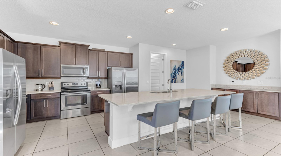 KISSIMMEE, Florida 34747, 8 Bedrooms Bedrooms, ,8 BathroomsBathrooms,Residential,For Sale,BURMA,0,MFRO6291516
