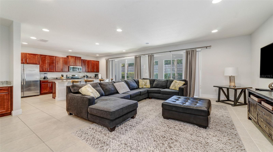 KISSIMMEE, Florida 34747, 5 Bedrooms Bedrooms, ,5 BathroomsBathrooms,Residential,For Sale,PENDANT,0,MFRO6291725