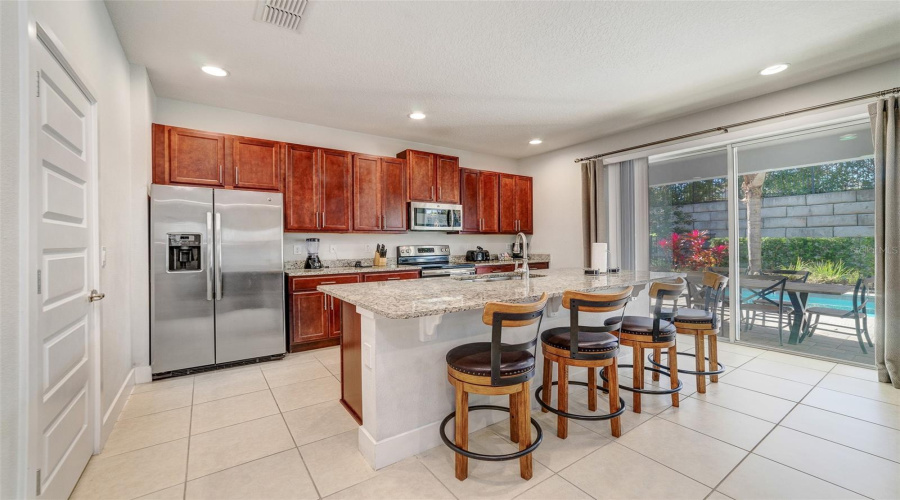 KISSIMMEE, Florida 34747, 5 Bedrooms Bedrooms, ,5 BathroomsBathrooms,Residential,For Sale,PENDANT,0,MFRO6291725