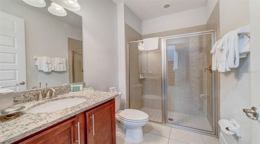 KISSIMMEE, Florida 34747, 5 Bedrooms Bedrooms, ,5 BathroomsBathrooms,Residential,For Sale,PENDANT,0,MFRO6291725