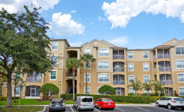 KISSIMMEE, Florida 34747, 3 Bedrooms Bedrooms, ,2 BathroomsBathrooms,Residential,For Sale,COMROW ST,0,MFRO6291425