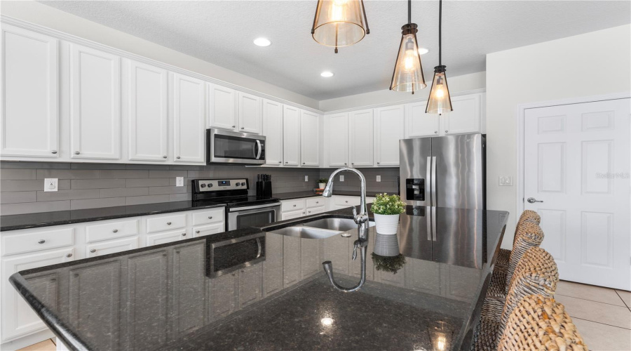 KISSIMMEE, Florida 34746, 8 Bedrooms Bedrooms, ,7 BathroomsBathrooms,Residential,For Sale,SHIVA,0,MFRO6291809