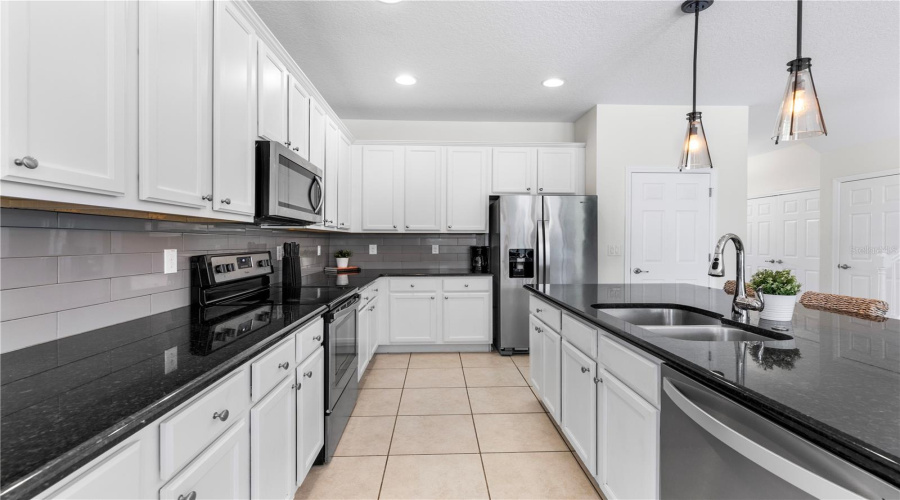 KISSIMMEE, Florida 34746, 8 Bedrooms Bedrooms, ,7 BathroomsBathrooms,Residential,For Sale,SHIVA,0,MFRO6291809